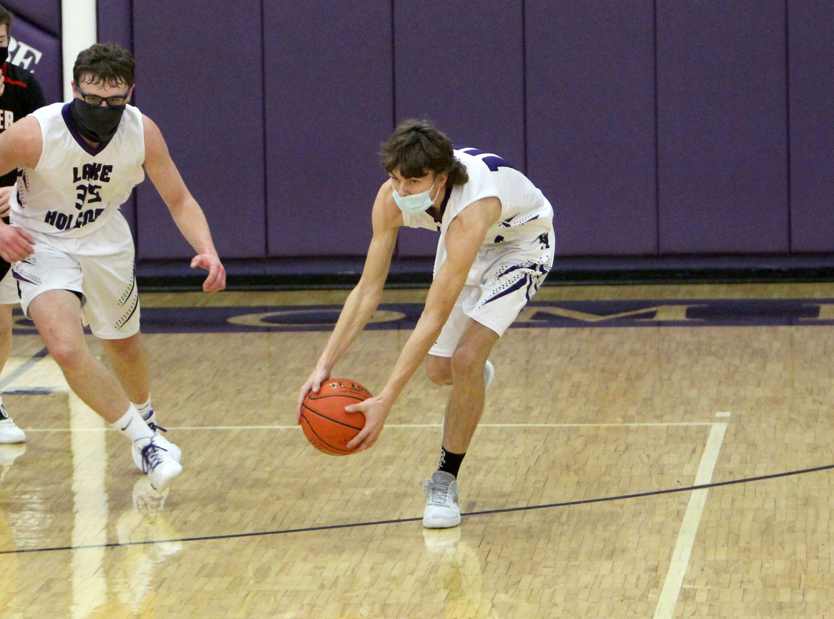 Winter at Lake Holcombe boys basketball 1-5-21